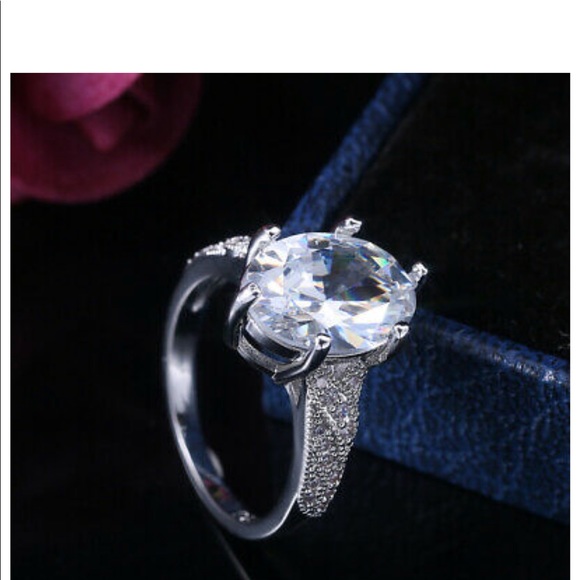 Luxury 925 Silver Oval Cut White Sapphire Ring New - Picture 5 of 6